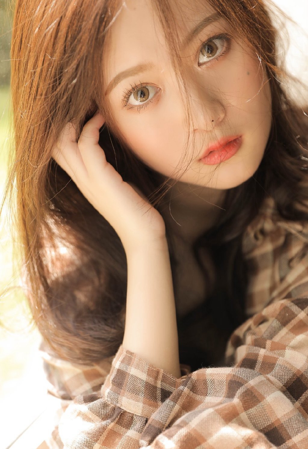 元气逆光美女修长美腿极致诱惑私房图片