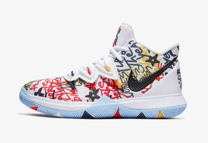 Kyrie 5  PE 版迎来市售！想拥有和名人堂成员一样的球鞋吗？