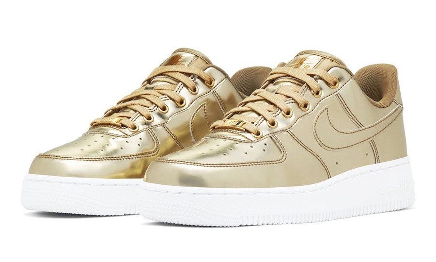 Nike Air Force 1 SP继续更新,你喜欢的金属色来了!