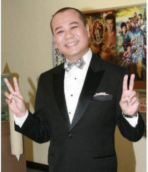 他曾是香港TVB台柱子,35岁娶女粉丝,婚后才知妻子身价上亿