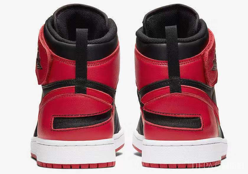 嫌 Air Jordan 1 穿鞋麻烦?那这款特别的 Air Jordan 1 试一下!