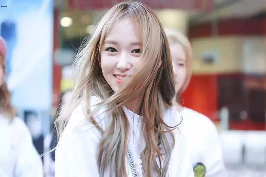 21岁红得发紫,被公司压榨丑成大妈?仙女人设崩了?