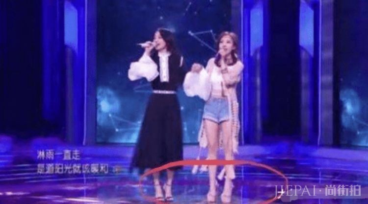 冯提莫：我158，张韶涵：我也158，网友：谁谎报身高心里没点数吗