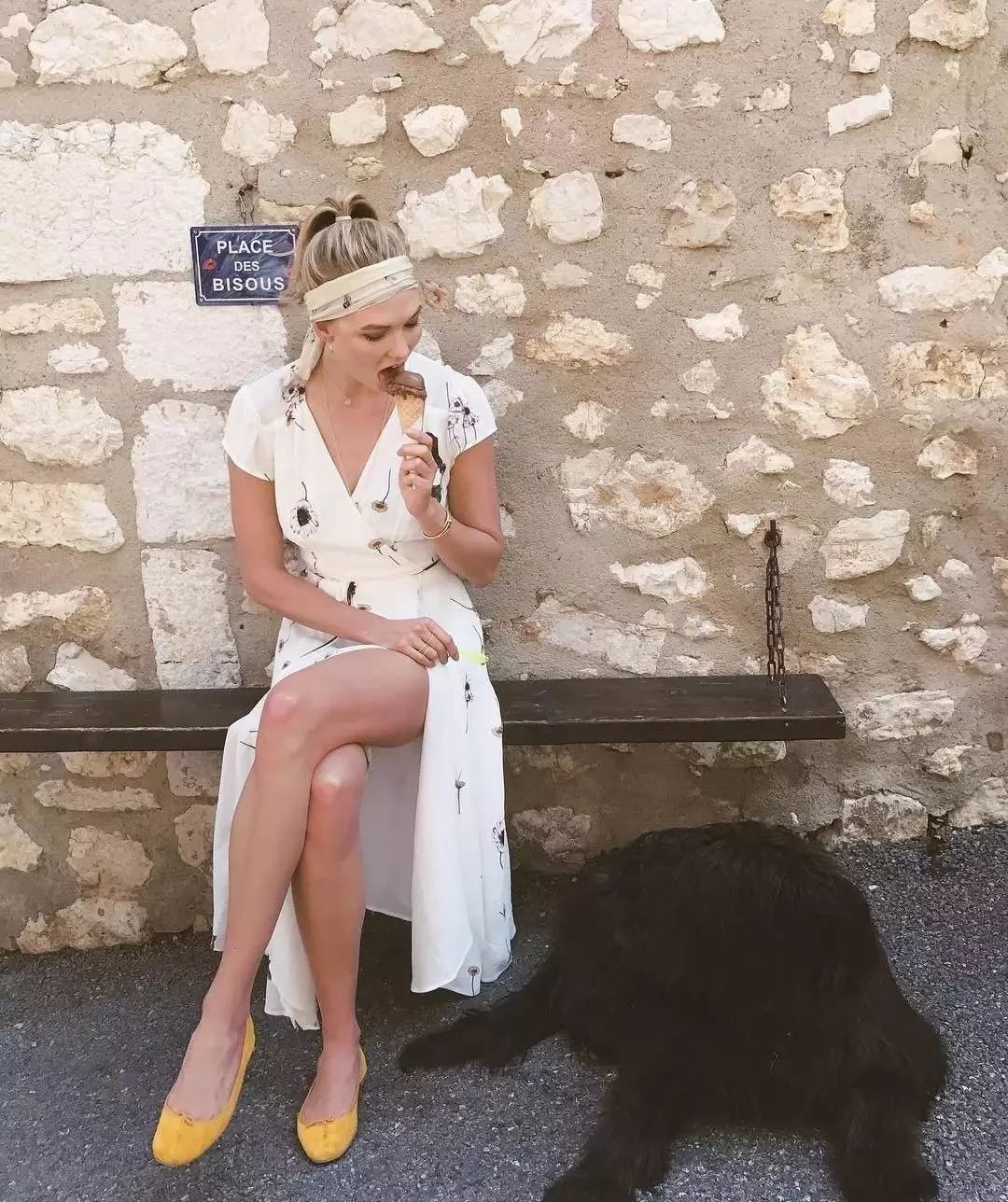 高跟鞋再也不是必需品!平底鞋+裙子才是秋季最美的搭配!