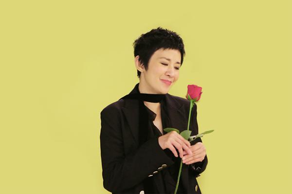 没背景被“欺负”的5位明星,第2位被打耳光,第4位被当众侮辱