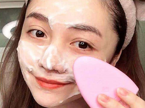 晚上睡前护肤别犯这4个错误,忽略一个都会让皮肤变差