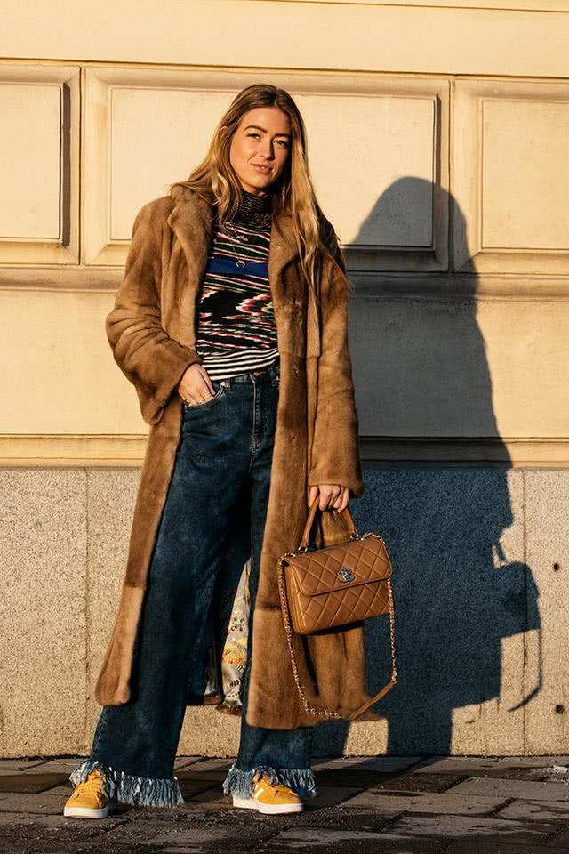 30岁女人买包包就选这3种“百搭色”,简约高级又百搭!