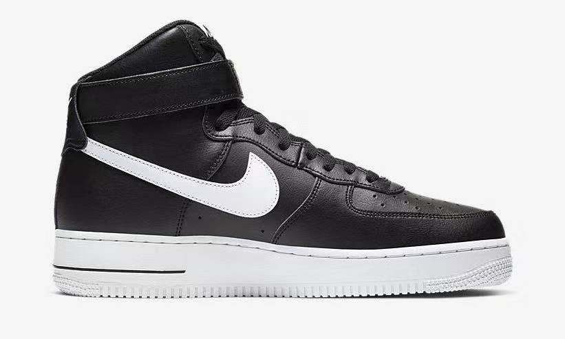百搭黑白色调!这双 Air Force 1 喜不喜欢!
