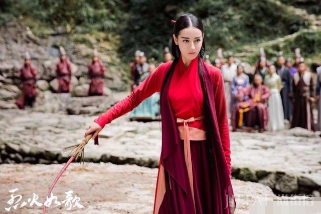 迪丽热巴新剧《烈火如歌》造型遭吐槽  论发型对女星的重要性