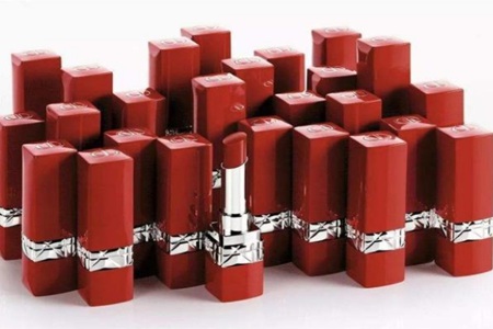 1570529924660468.jpg 迪奥口红必须入手的五款色号,打造女性性感嘴唇