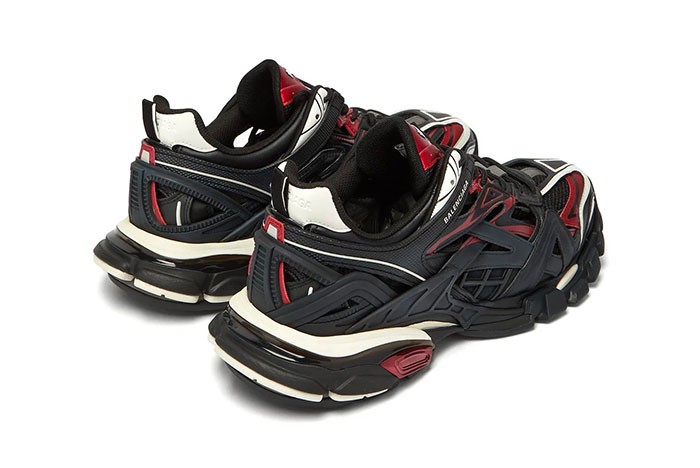 “黑红”不止AJ专属！BALENCIAGA Track 2发布全新“Bred”配色！