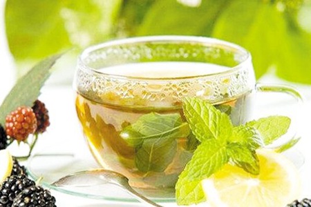 绿茶如何帮助女生减肥，和这几种食材搭配效果更好