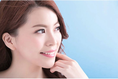 卧蚕眼笑起来更漂亮，如何用化妆打造笑眼睛