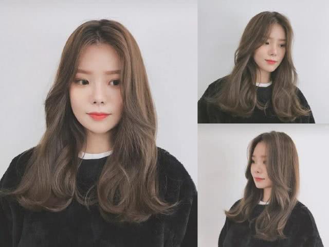中长发的女生想烫发?这几款烫发,时尚还显脸小
