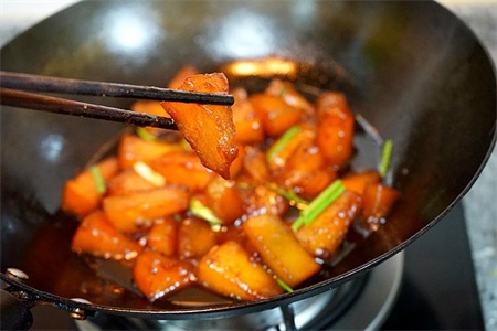 冬瓜怎么做好吃，女性减肥可以学习红烧冬瓜的做法