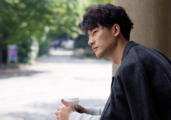 没背景被“欺负”的5位明星，第2位被打耳光，第4位被当众侮辱