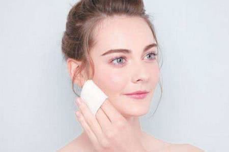 油性皮肤的两大护肤窍门