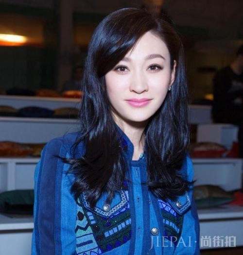 流产两次只为留住前男友,39岁被抛弃住8亿豪宅,人生境遇说不清