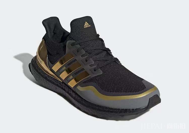 金色稳定块加持!adidas Ultra Boost 全新配色即将登场!