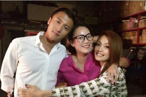 她被谢霆锋宠了23年,连王菲都要让她三分,谁都比不上她