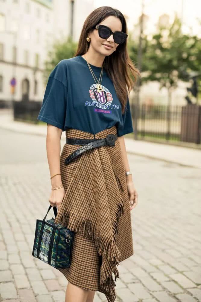 别再说155小个子不好买衣服,GET这5种穿搭超显高