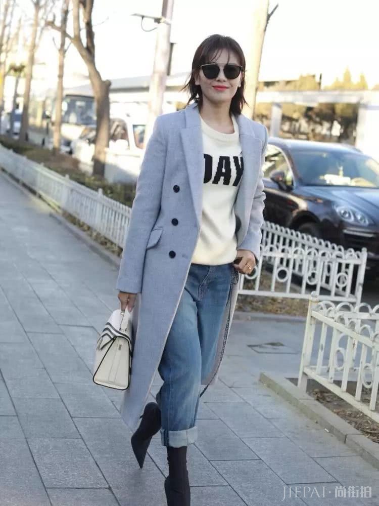 女人过了40逆龄生长有技巧,这样打扮既时尚还减龄