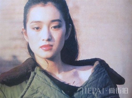 71岁老公把她宠上天!54岁巩俐甩开张艺谋阴霾,放飞自我变身小公主