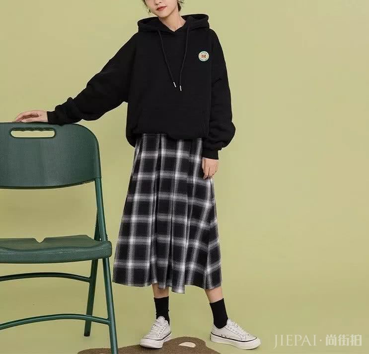 秋冬裙子怎么挑?这6款回头率100%,谁穿谁洋气