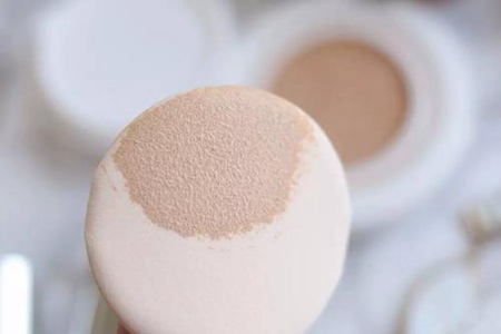 美妆蛋、化妆刷你知道有多脏吗，化妆产品的清洁方法