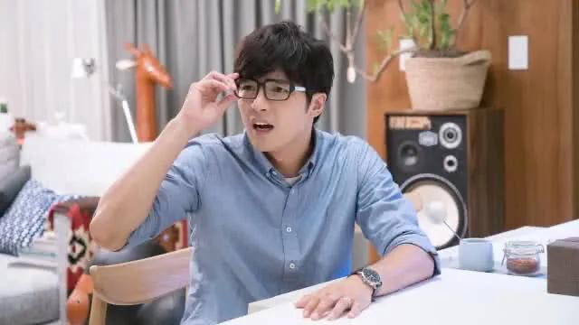 当年偶像剧霸道总裁,如今每月还50万房贷,为了家庭沦落做配角