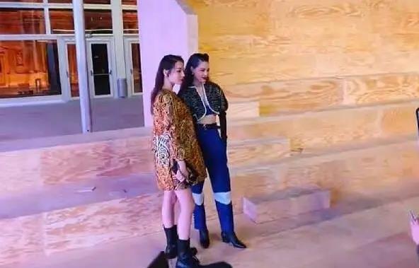 中国女星时装周外媒图：娜扎起痘痘，热巴像孕妇，她成全场最佳