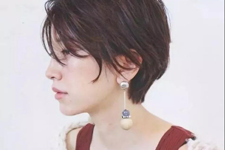 仙女卷发简单又好看,百变发型女生自己打造
