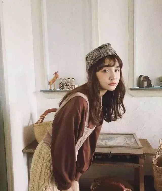 相信我,2019毛衣这样穿,让你洋气炸了!