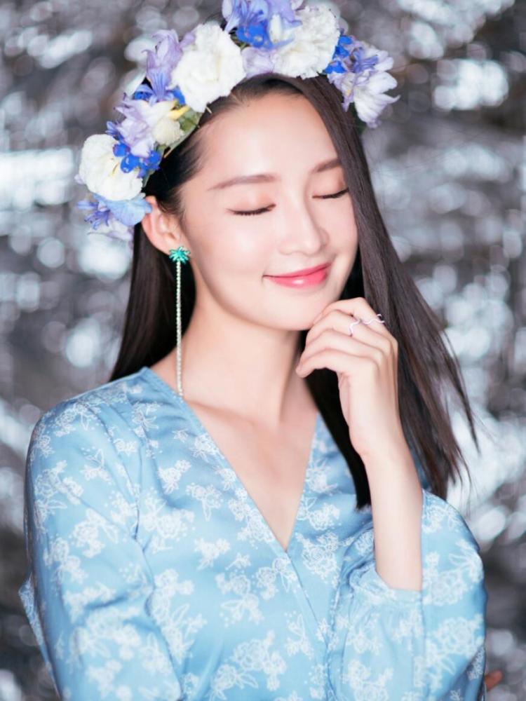 看完李沁的林徽因造型,才知道什么叫古色古香,绝代佳人
