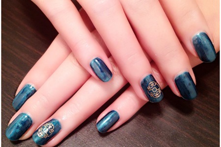 1563943635163155.jpg 女生的指甲护理方法,受损甲面如何修复