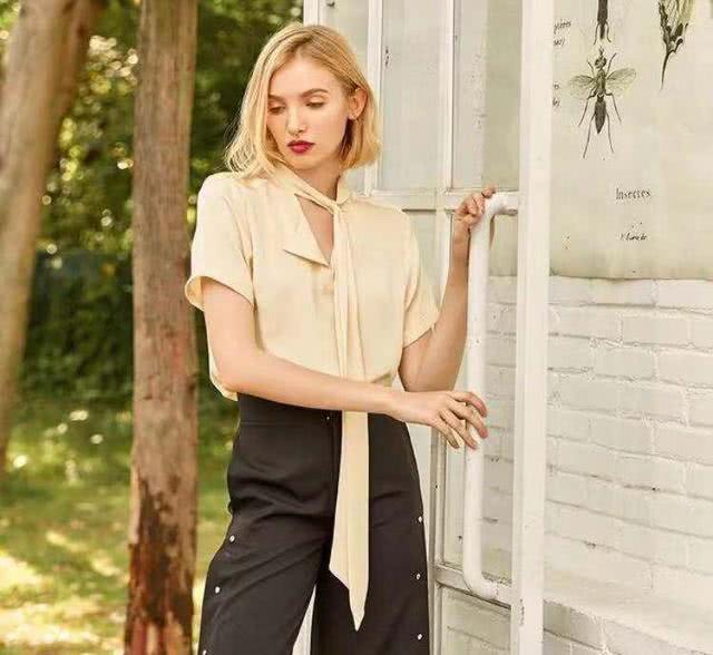 入秋后职场女性怎样穿?这3种基础款搭配技巧分享给你