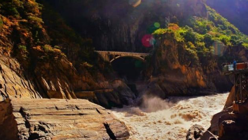 云南旅游攻略_少走坑路_驴友推荐这篇超实用亲身游_想去云南游必看！