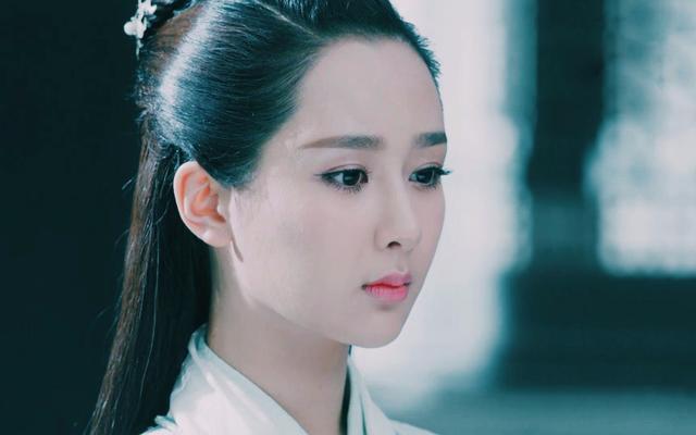 没背景被“欺负”的5位明星,第2位被打耳光,第4位被当众侮辱