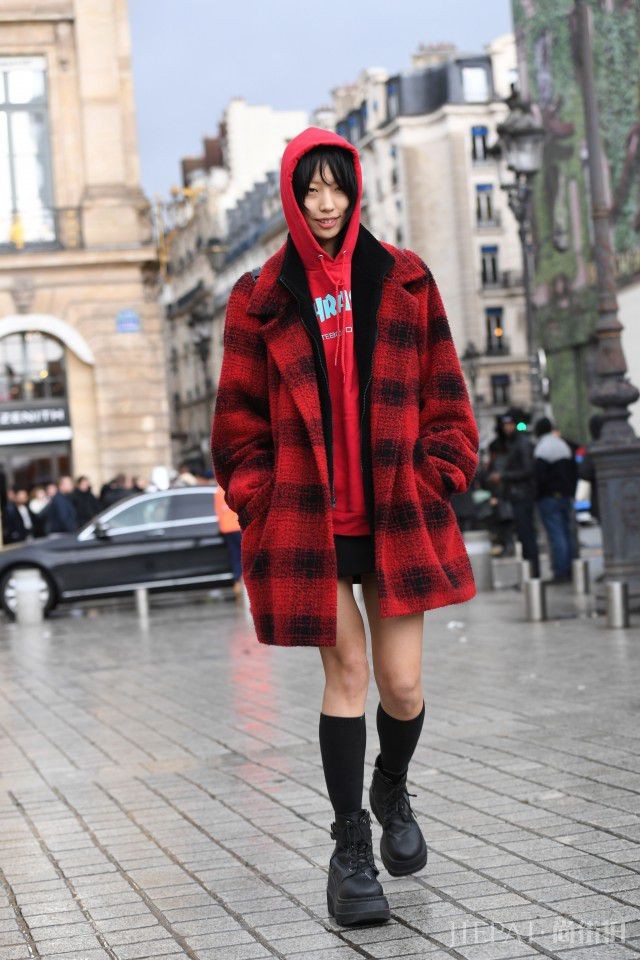 1570504904871651.jpeg 秋季卫衣搭配,秋天卫衣应该怎么穿搭才好看