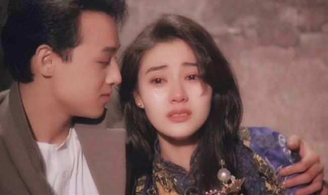 李嘉欣当年有多美?被称全港富太的“公敌”,今49岁韵味仍犹存