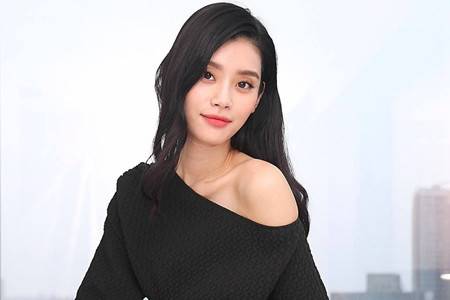 奚梦瑶参加发量比赛引热评，女生保护头发有绝招