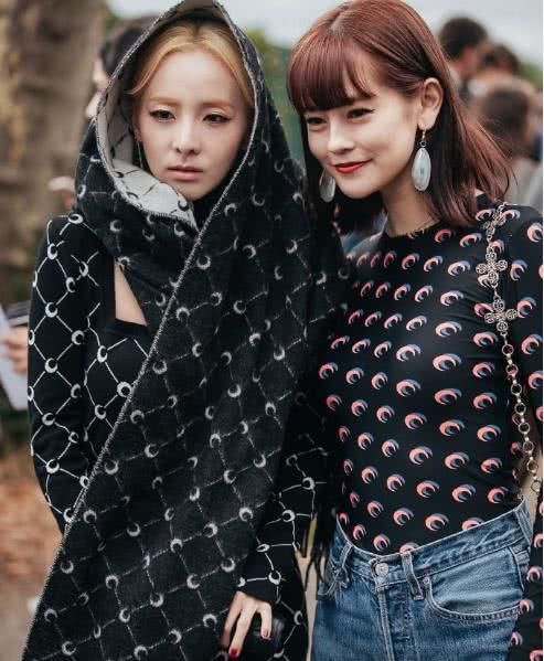 韩圈童颜代表成时装周常客，连灿烈也是迷弟，皮肤身材都好绝