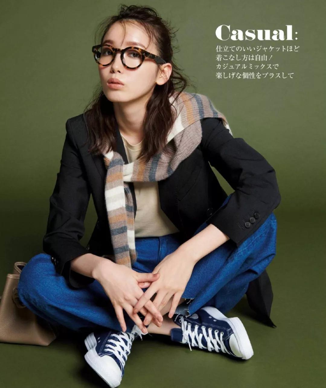 跟着日本杂志学穿毛衣，居然能这么好看...