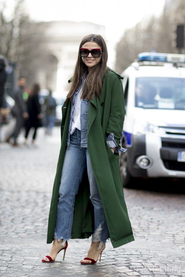 1570593250600078.jpeg 长款大衣搭配什么裤子?这份搭配宝典请收藏!