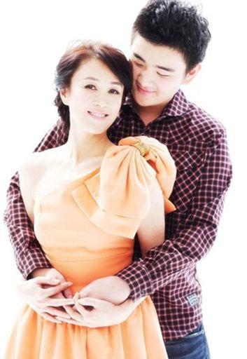 吸毒7年之久，“内地第一美女”，53岁身家上亿无人敢娶