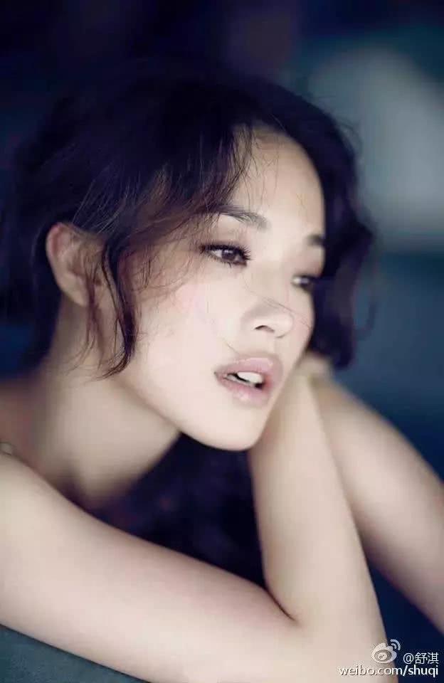 舒淇近照曝光,越来越有韵味,更加的性感迷人