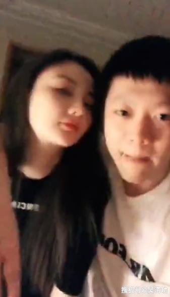 疑似PG One与李小璐的视频曝光:两人在房间里亲密搂抱,内容劲爆