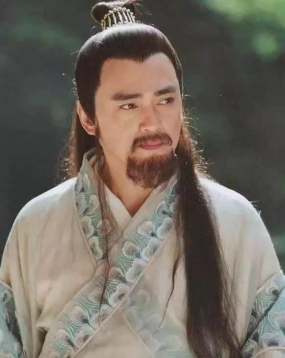 比弟弟汤镇业帅气却不曾大红 63岁依旧儒雅 两个女儿貌美如花