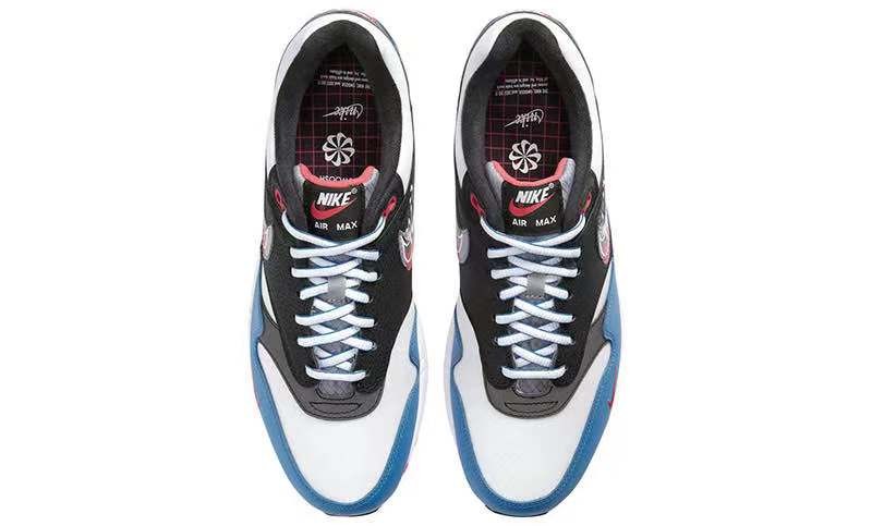 独具一格的多重 Swoosh！Nike Air Max 1 新品即将登场！