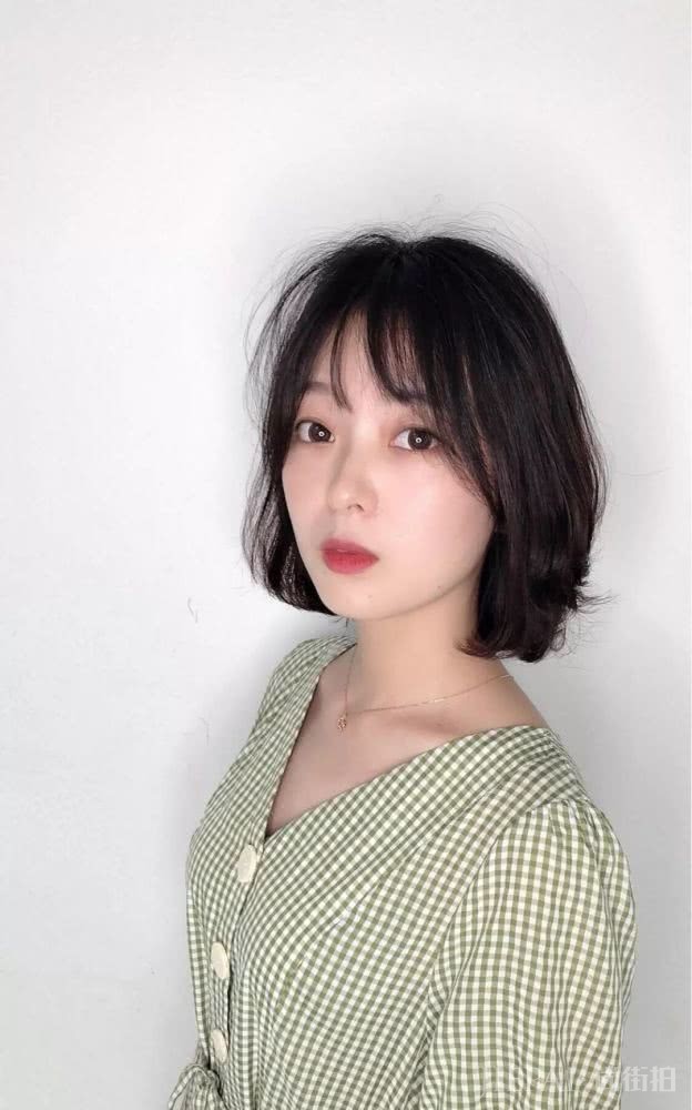 金秋流行“JJ烫”，百搭时尚不土气